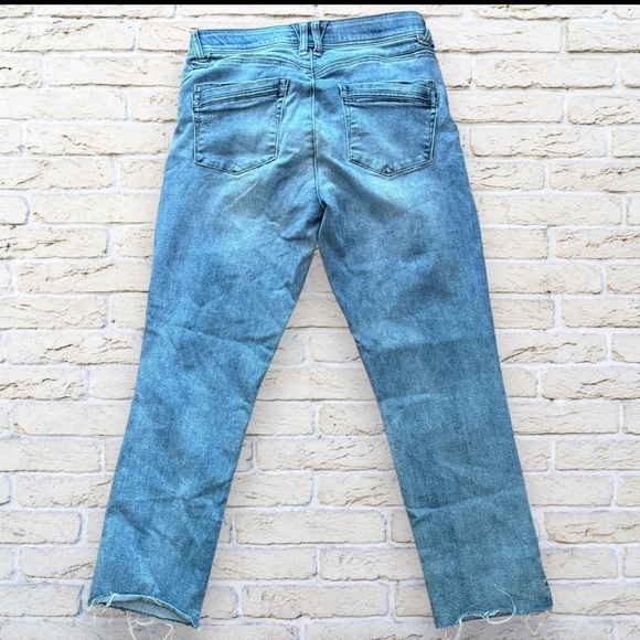 DEMOCRACY Jeans Womens Size 8 Blue Ab Technology Frayed Hem Casual - Picture 2 of 4